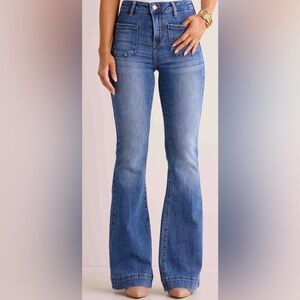NWT Avara Leanne Jeans